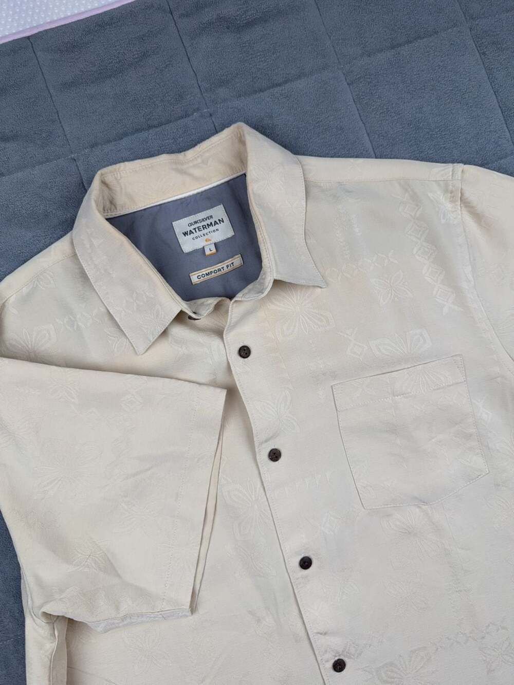 Quiksilver Waterman Collection Comfort Fit Short Sleeve Shirt Size L